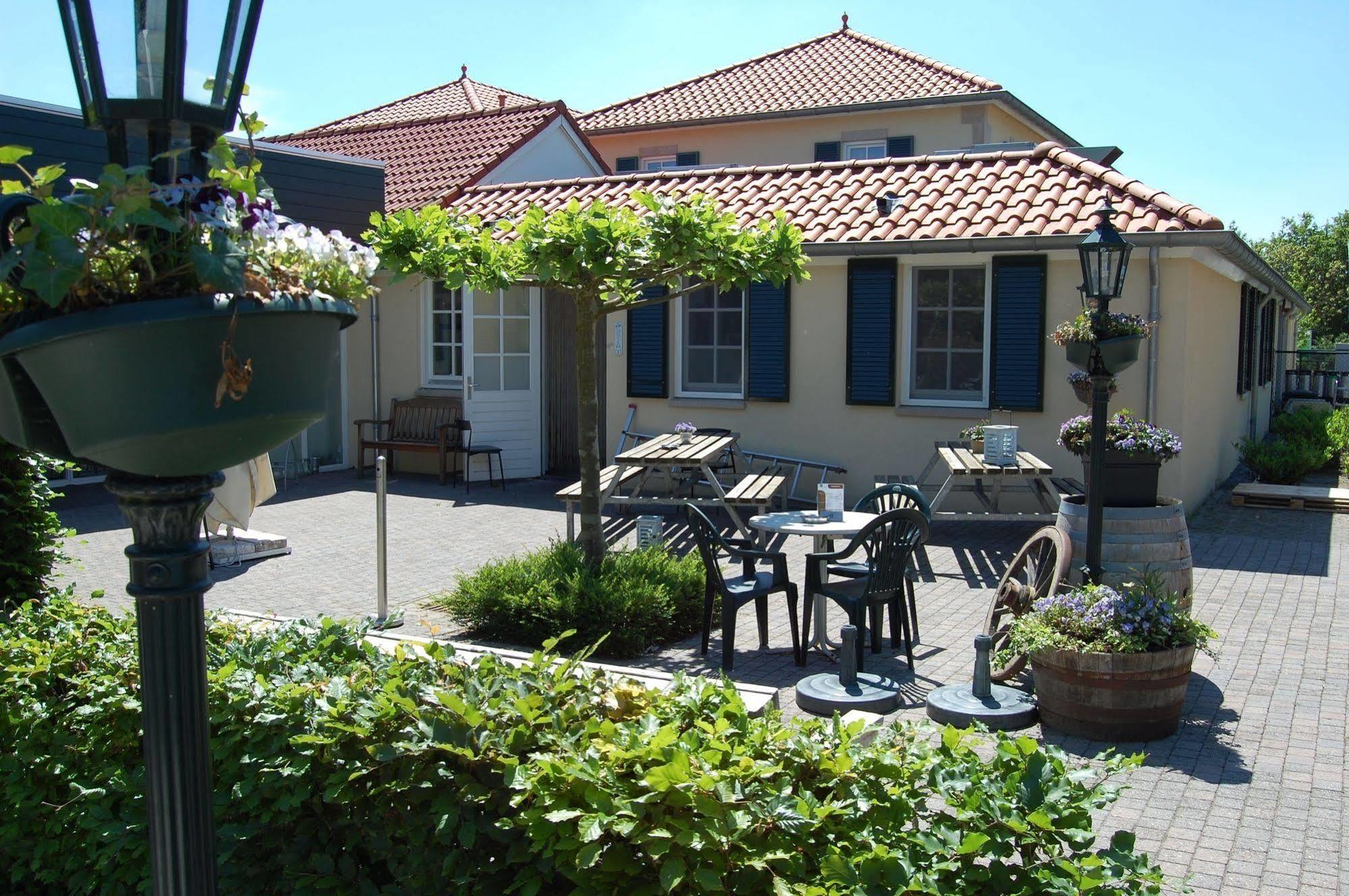 Hotel & Restaurant - Auberge De Hilver Diessen Exterior photo